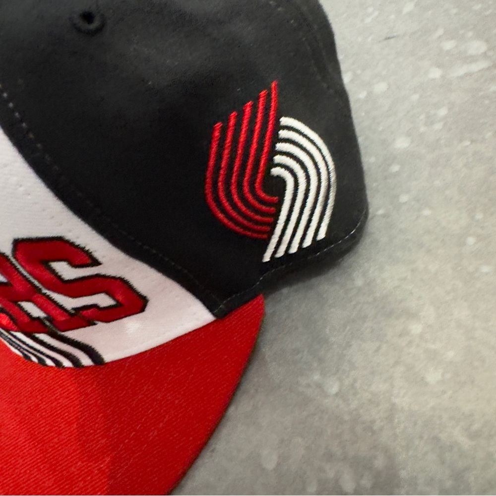 ’47 Brand Portland Trail Blazers NBA Snapback Cap Hat – Red, Black & White - Picture 7 of 11